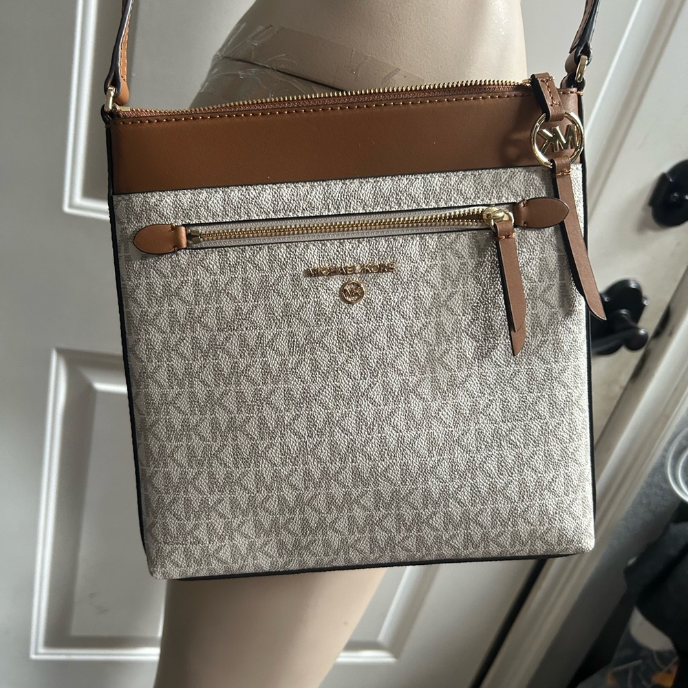 Michael Kors Jet Set Signature Logo Small Flat Crossbody Bag